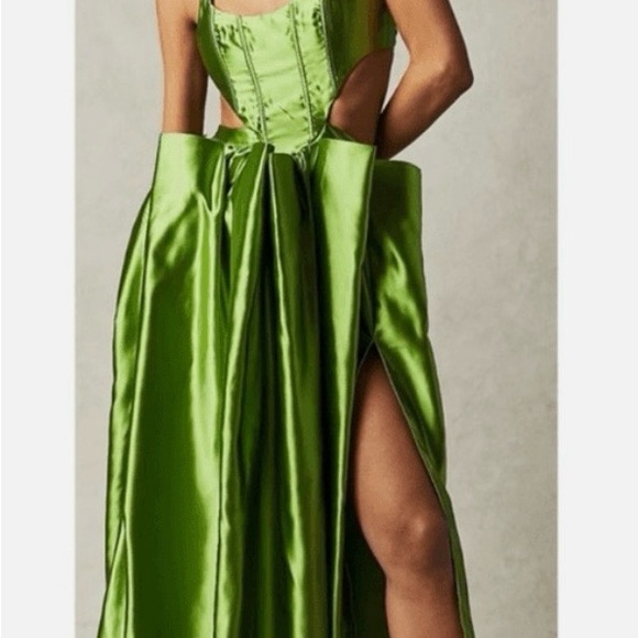 For Love And Lemons Dresses & Skirts - For Love And Lemons Virginia Green Maxi  Dress